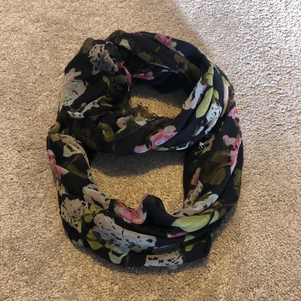 Floral print infinity scarf